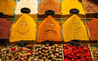 Straatfotografie details kleur kruidenbazaar bazaar soukh